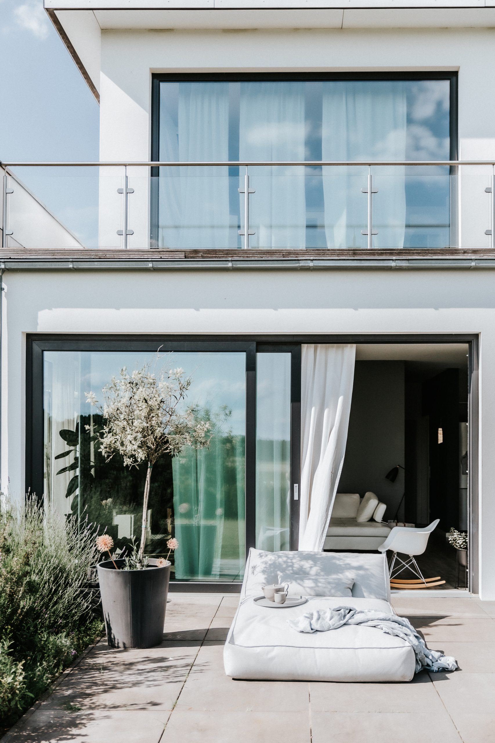 Blomus daybed deals stay